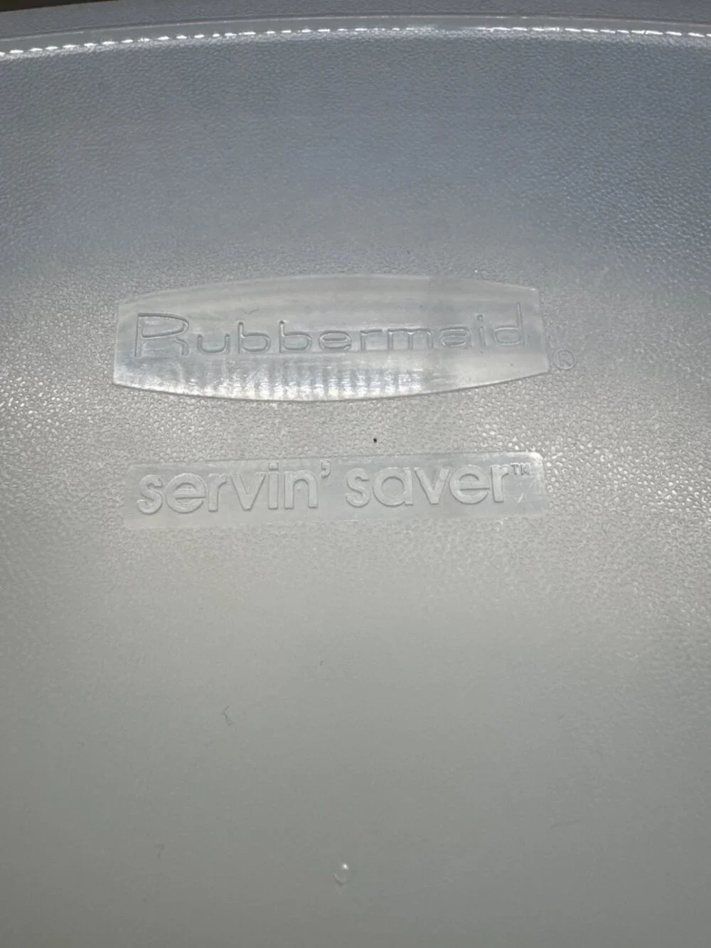 Rubbermaid Servin Saver Food Storage Container 19 Cups 4.5L Clear With White Lid